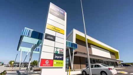 Butler Homemaker Centre, Retail