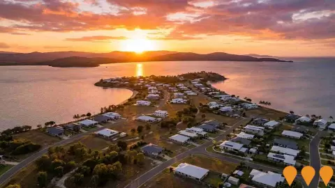 AI impression: Whitsunday Paradise, Communities, Precincts & Urban Renewal