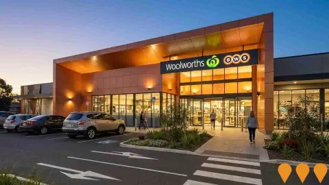 AI impression: Roselea Shopping Centre, Retail