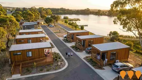 AI impression: Beaufort Lake Caravan Park Upgrade, Tourism