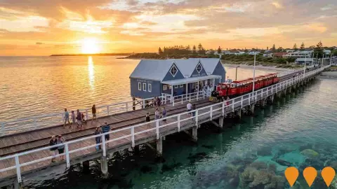 AI impression: Busselton Jetty Underwater Observatory Enhancement, Tourism