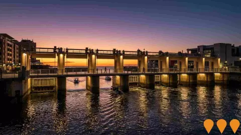 AI impression: Patawalonga Lake System South Gates Upgrade, Environmental & Disaster Management