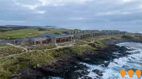 AI impression: Ocean Dunes Golf Course Expansion, Tourism